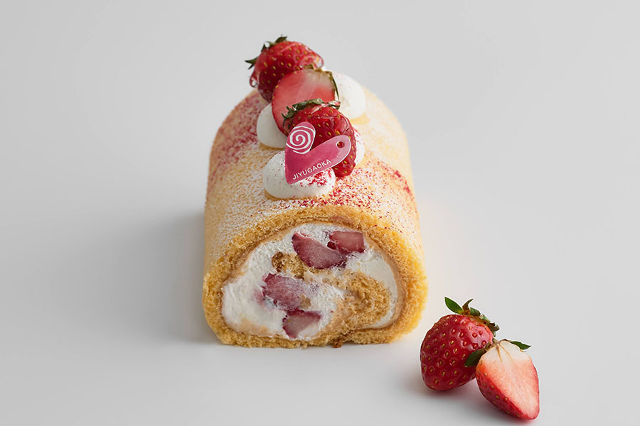 Strawberry  Roll