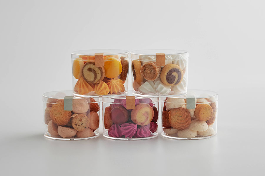 Petit four